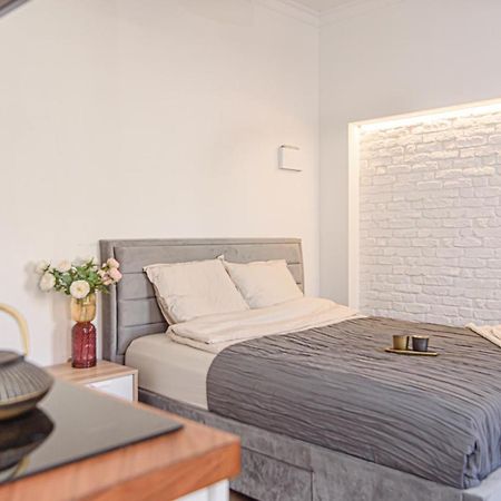 Ferienwohnung Welcoming Studio In Historic Vilnius With Free Parking By Urban Rent Exterior foto